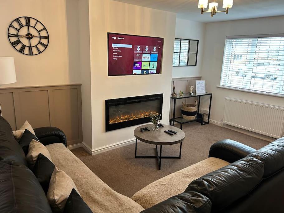 Fresh, Fully Equipped Modern House Can Sleep 5 Kiveton Park Exteriér fotografie